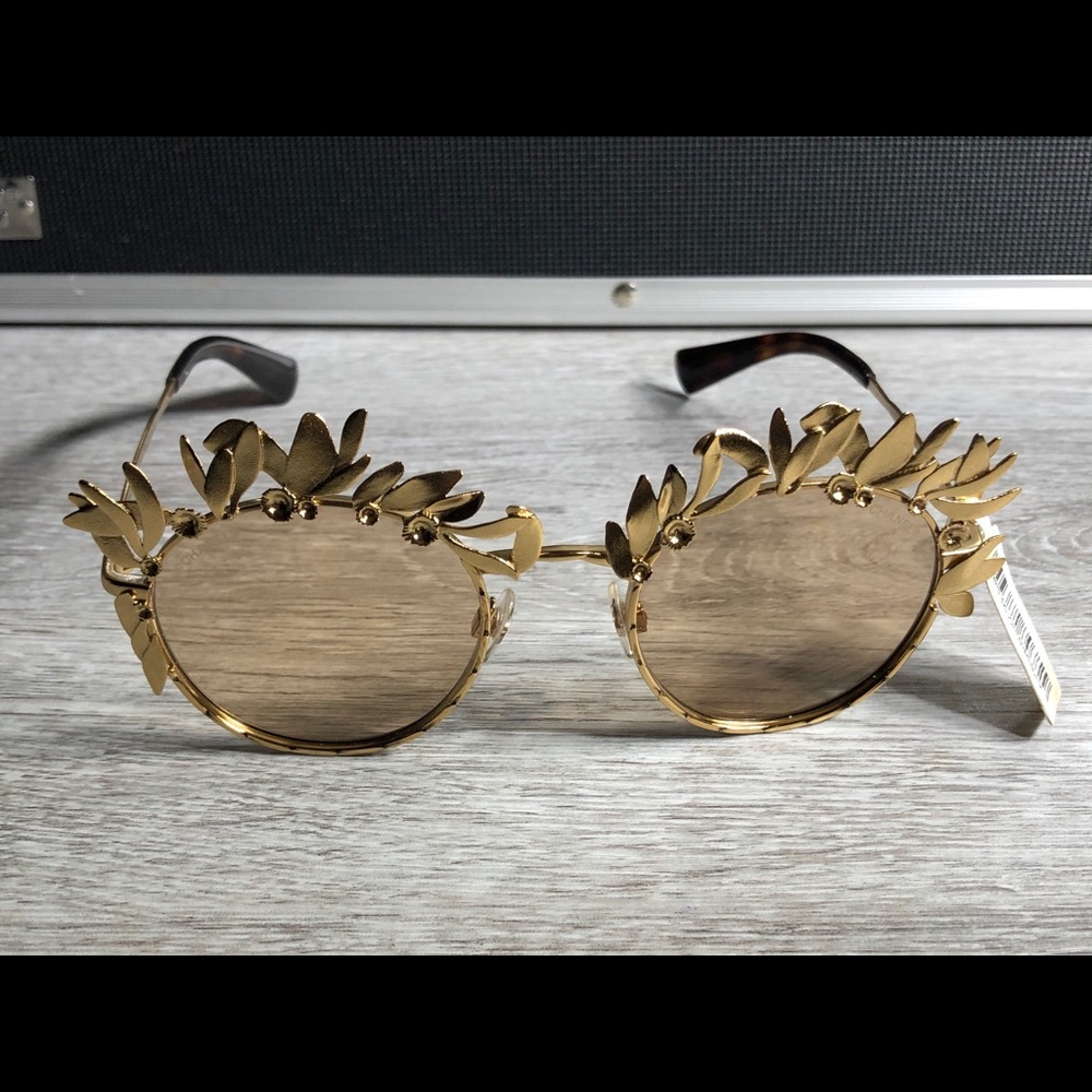 CHANEL RARE $1,400 RETAIL SUNGLASSES